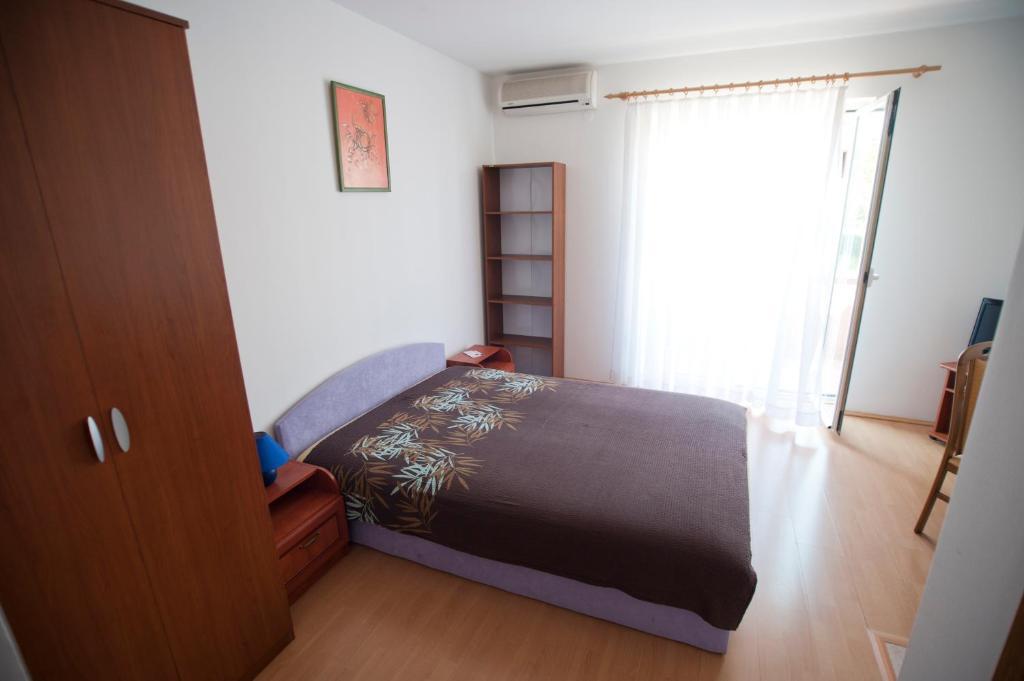 Apartments Maric With Parking Umag Ruang foto